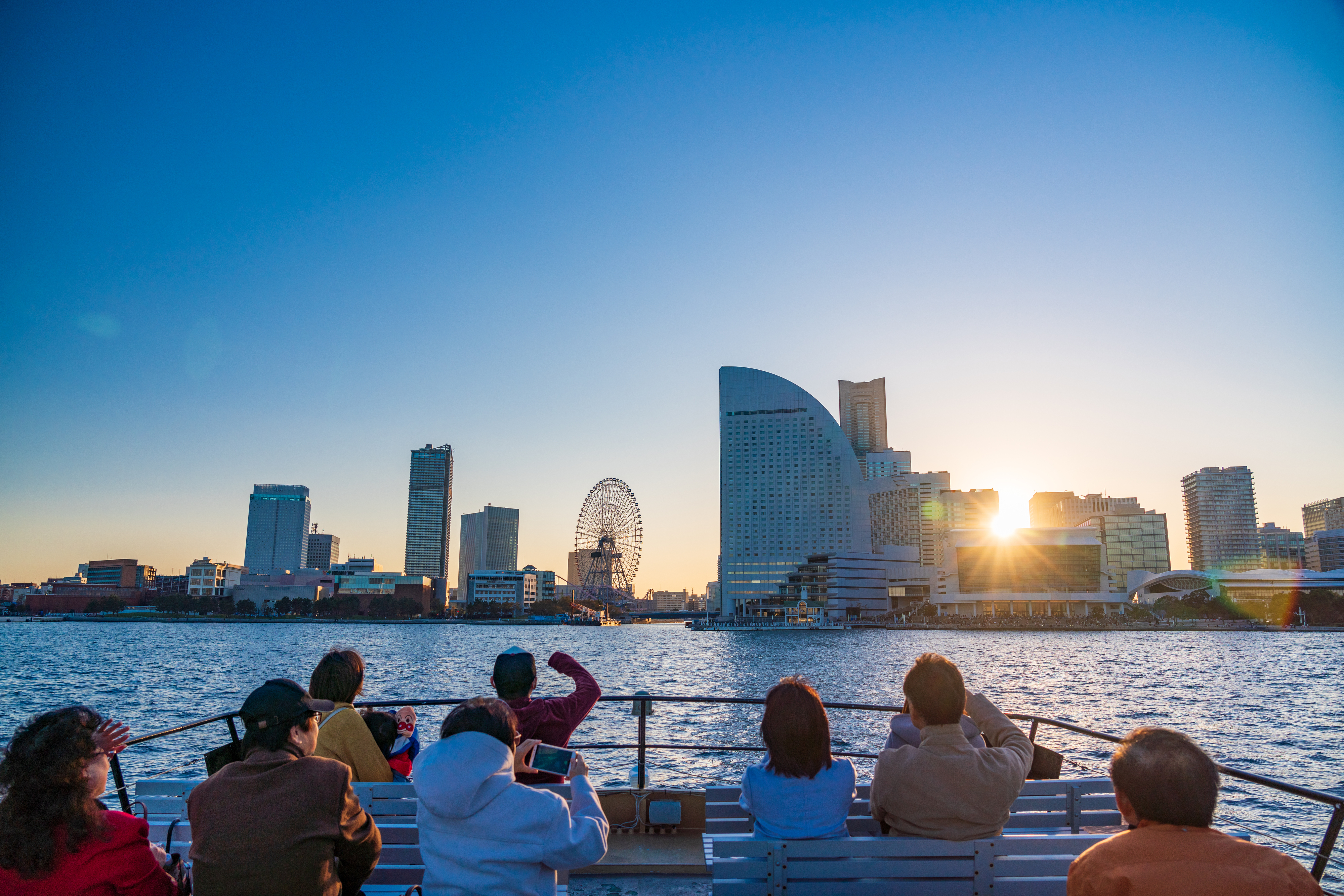 船から見た横浜