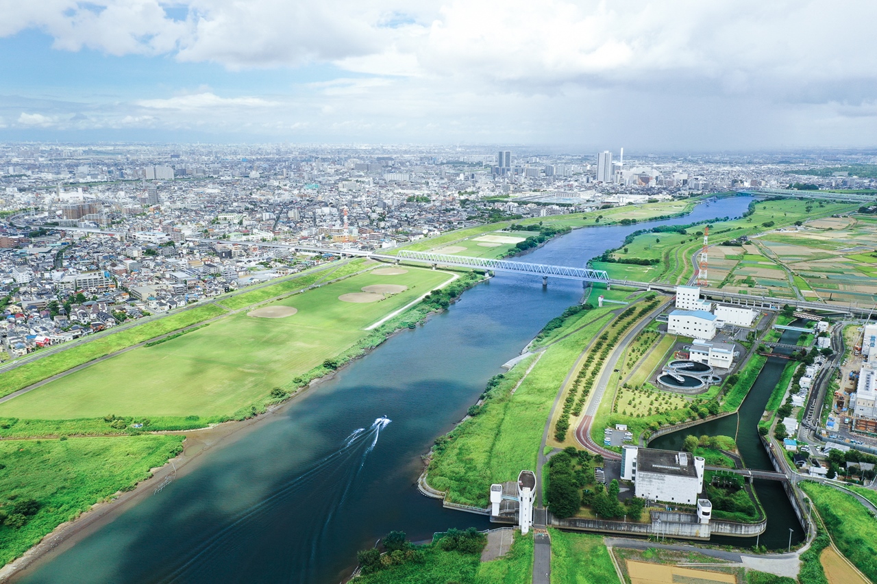 河川を空撮